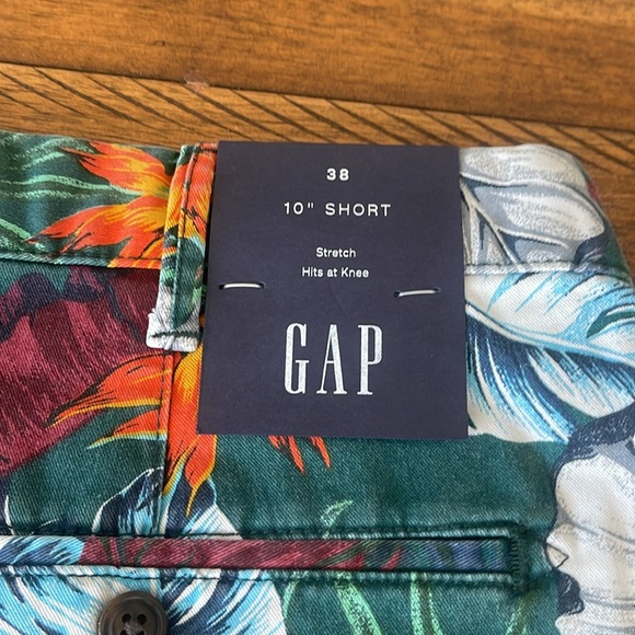 NWT Gap Men’s Floral tropical Hawaiian green flat front chino shorts size 38 - Picture 5 of 15